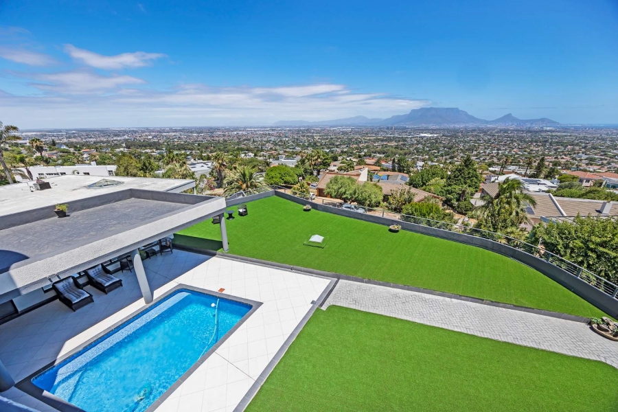 8 Bedroom Property for Sale in Plattekloof Western Cape